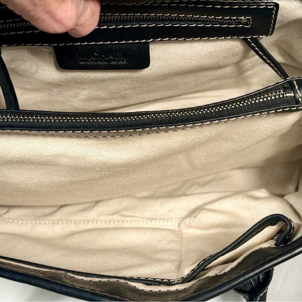 Michael Kors Black‎ Shoulder Bag with COA in EUC - Picture 10 of 15